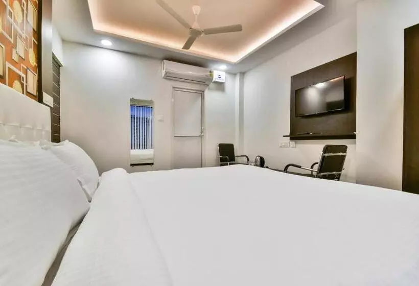Super Collection O 80868 Hotel Addiction