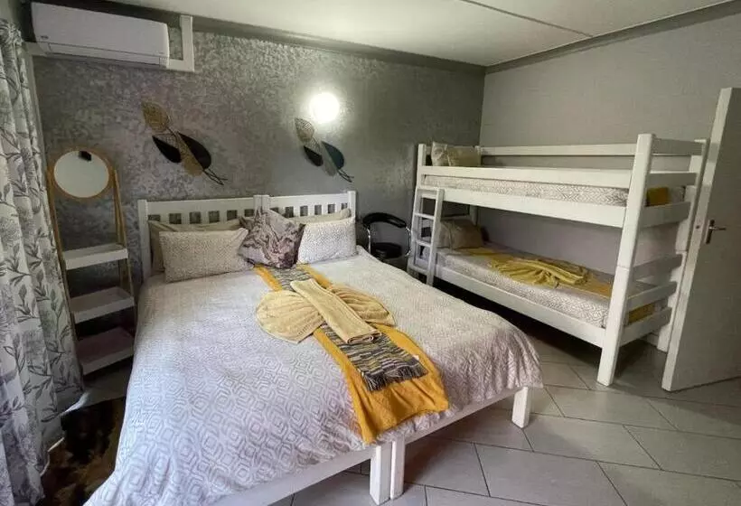 ペンション Che La Moir Guesthouse