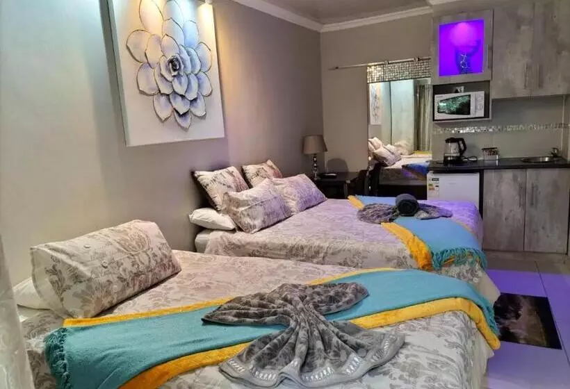ペンション Che La Moir Guesthouse