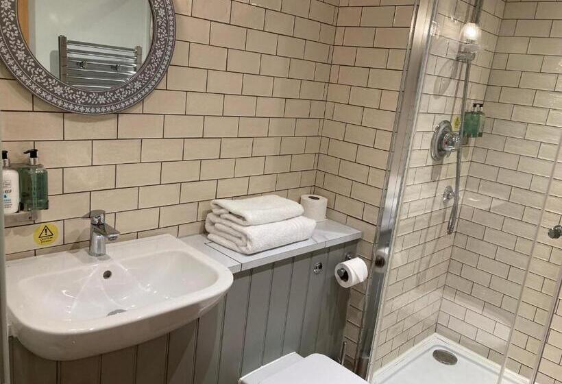 فندق صغير The Stork