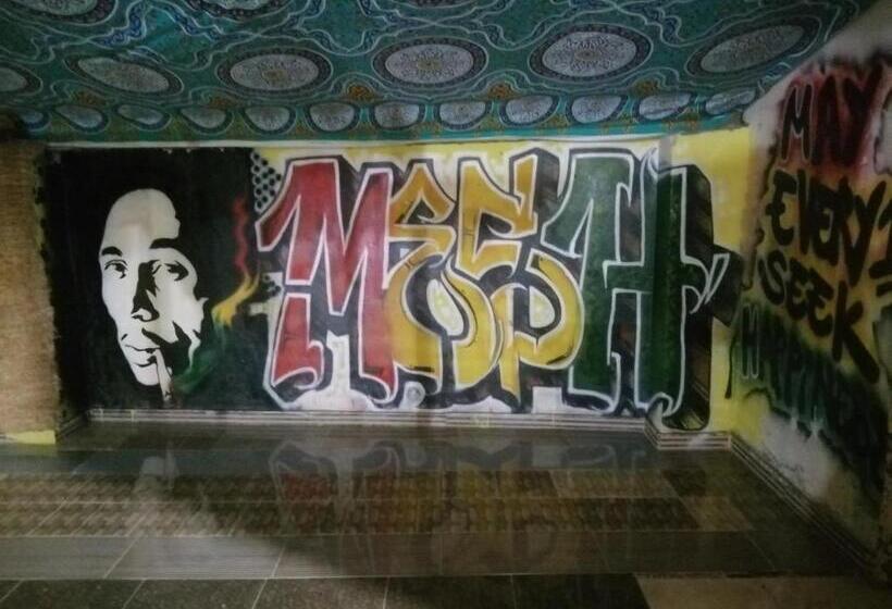 Bob Marley Hotel Luxor & Restaurant