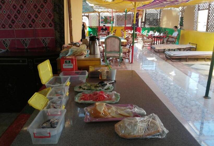 Bob Marley Hotel Luxor & Restaurant