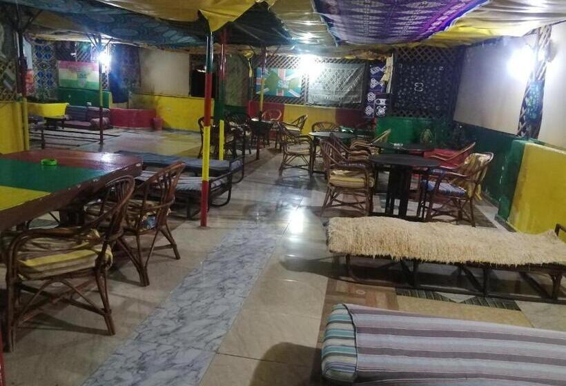 Bob Marley Hotel Luxor & Restaurant