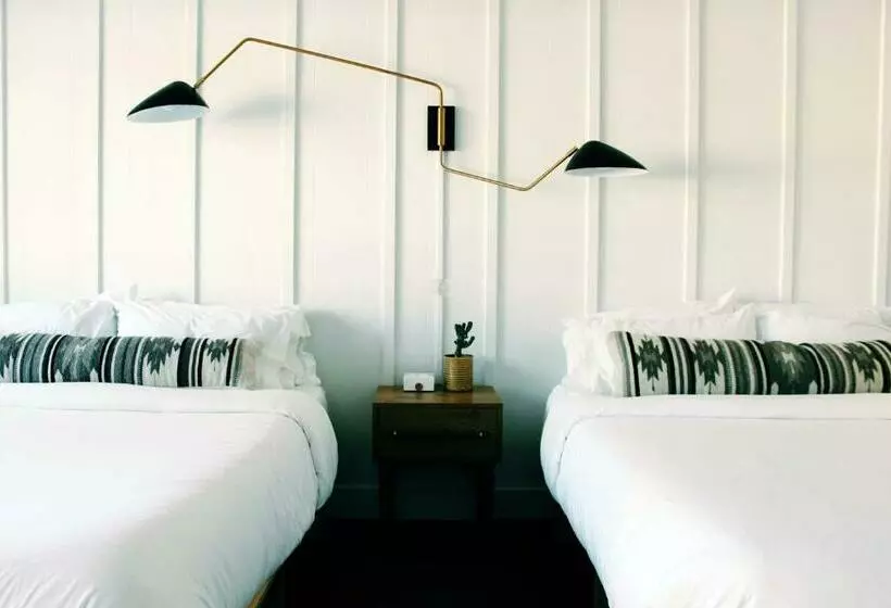 ホテル Amigo Motor Lodge