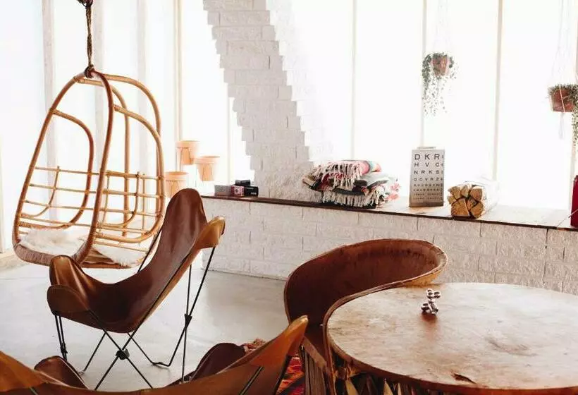 ホテル Amigo Motor Lodge