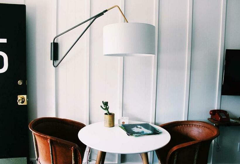 فندق Amigo Motor Lodge