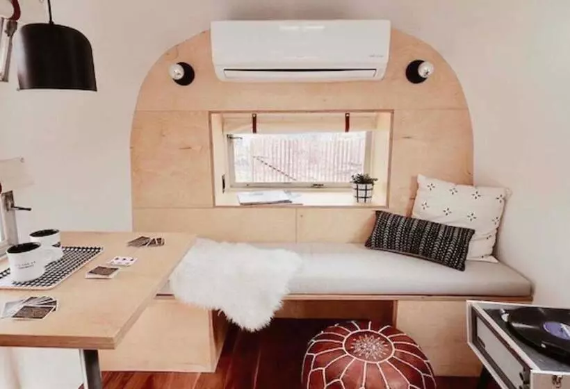 ホテル Amigo Motor Lodge