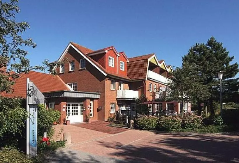 هتل Pension Störtebeker