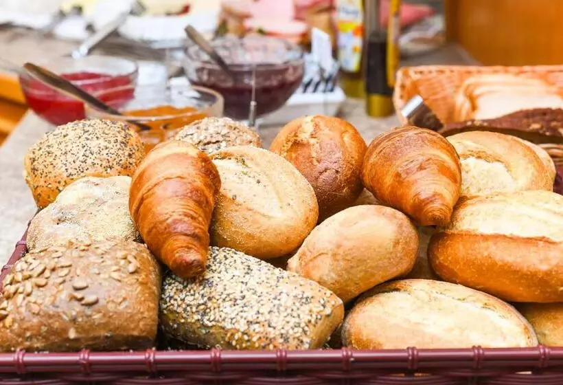 هتل Pension Störtebeker