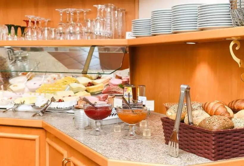 هتل Pension Störtebeker