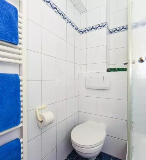 هتل Pension Störtebeker