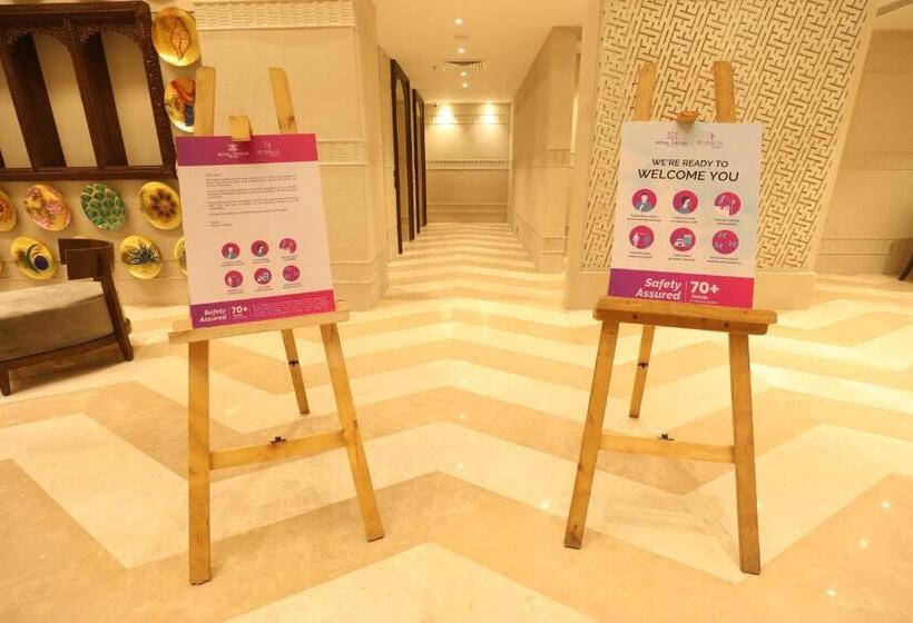 Отель Regenta Central Udaipur