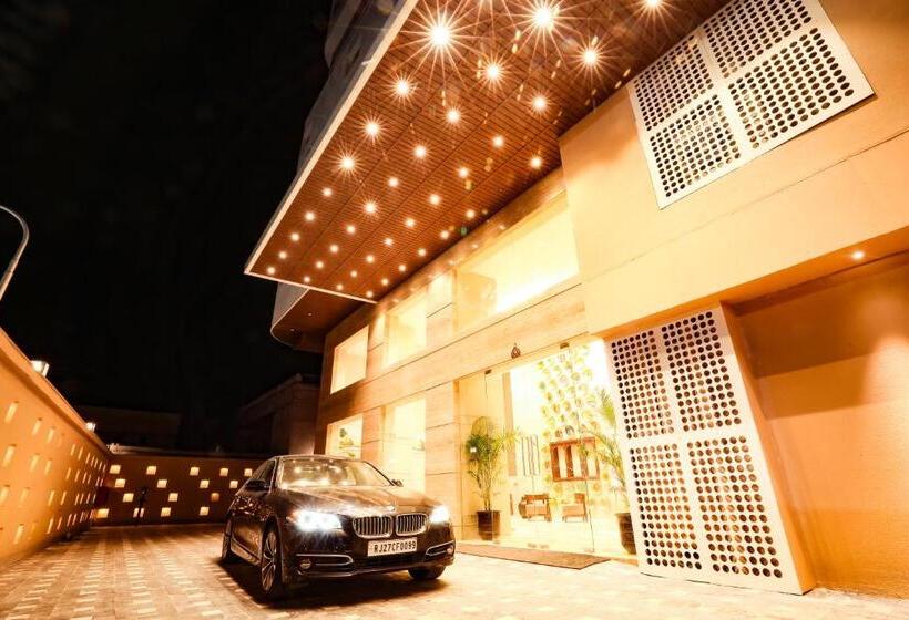 Отель Regenta Central Udaipur