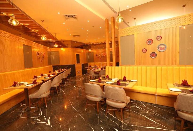 Отель Regenta Central Udaipur