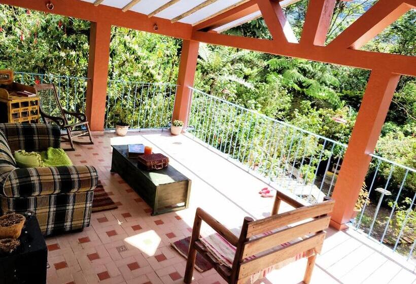 הוסטל Posada Ecoturística Rogitama