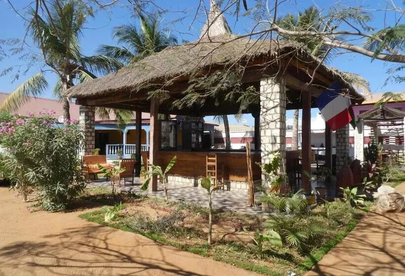 تختخواب و صبحانه Bohobé Naboty