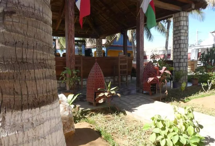 تختخواب و صبحانه Bohobé Naboty