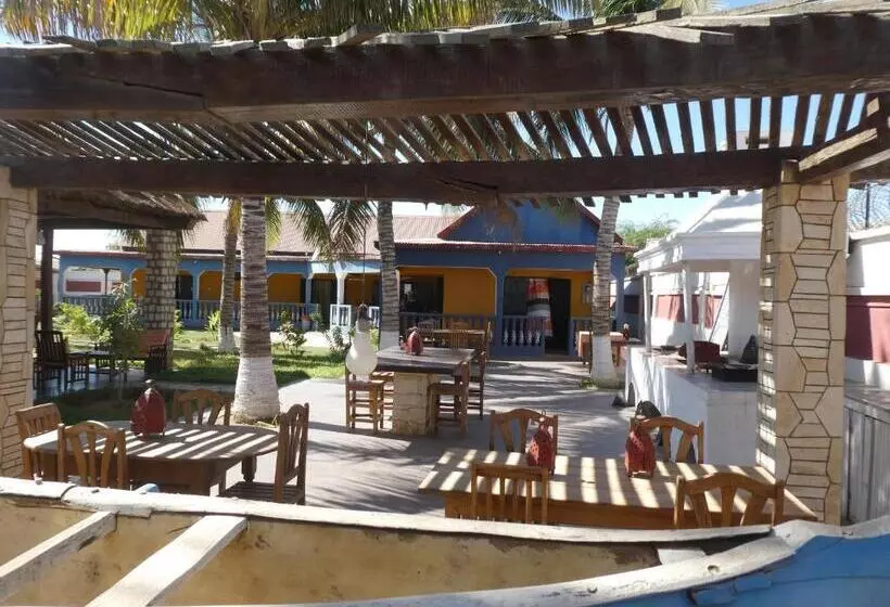 تختخواب و صبحانه Bohobé Naboty