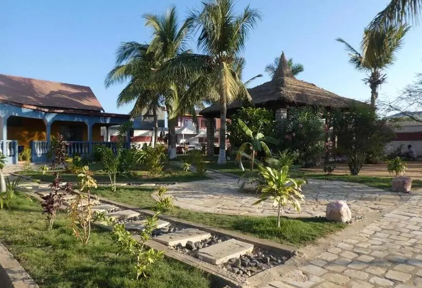 تختخواب و صبحانه Bohobé Naboty