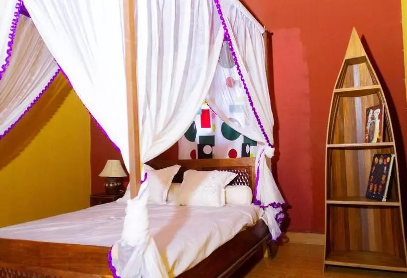 تختخواب و صبحانه Bohobé Naboty