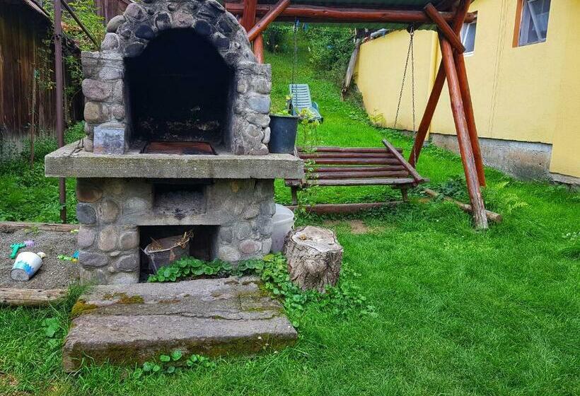 تختخواب و صبحانه Eszter Panzió