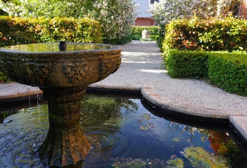 Bed and Breakfast Howlong Old Post Office Luxury Suite