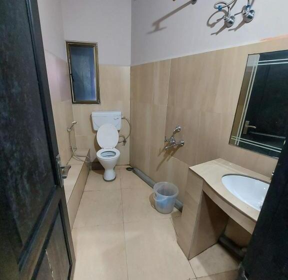 בית מלון כפרי Chhungte International