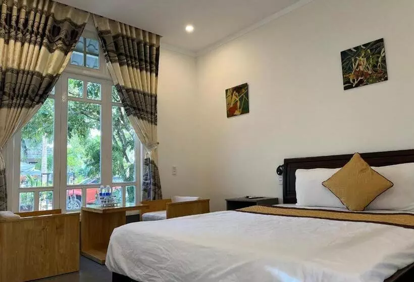 هتل Khách Sạn Hương Mê