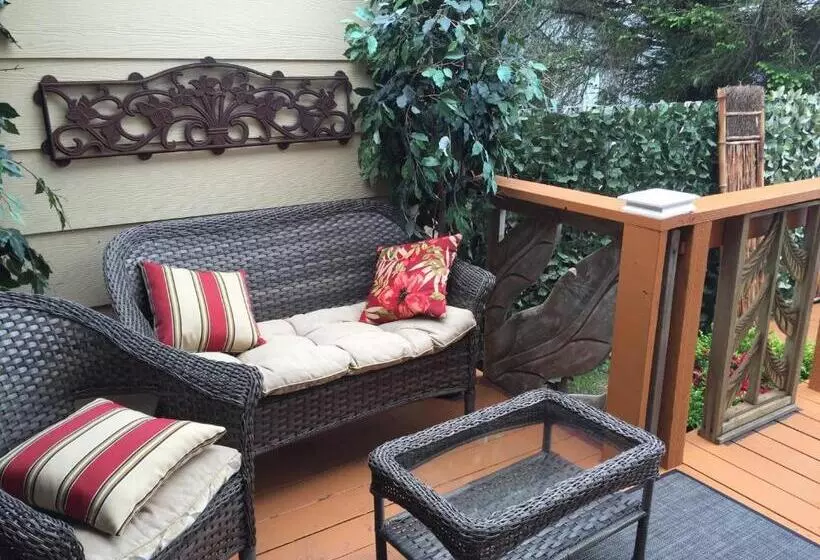 Mermaid S Muse Bed And Breakfast