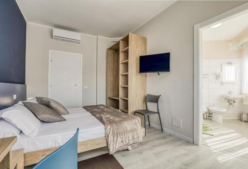 پانسیون Asso Residence Centro