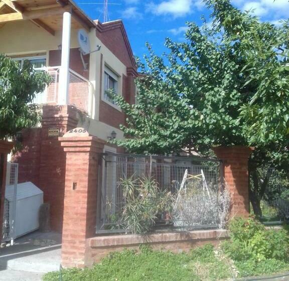 Pension (Hôtel basse catégorie) Casa De Franchesca Hostel