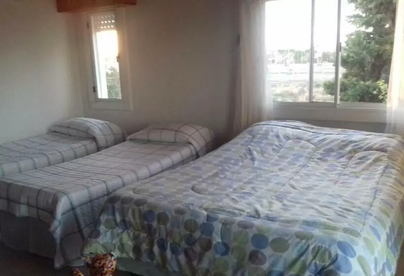 Majatalo Casa De Franchesca Hostel