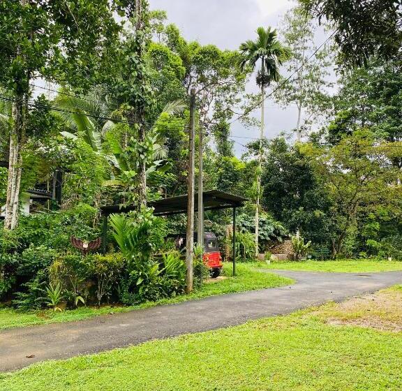 Majatalo Summer Ridge   Homestay