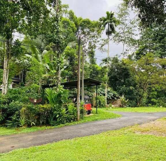 Majatalo Summer Ridge   Homestay