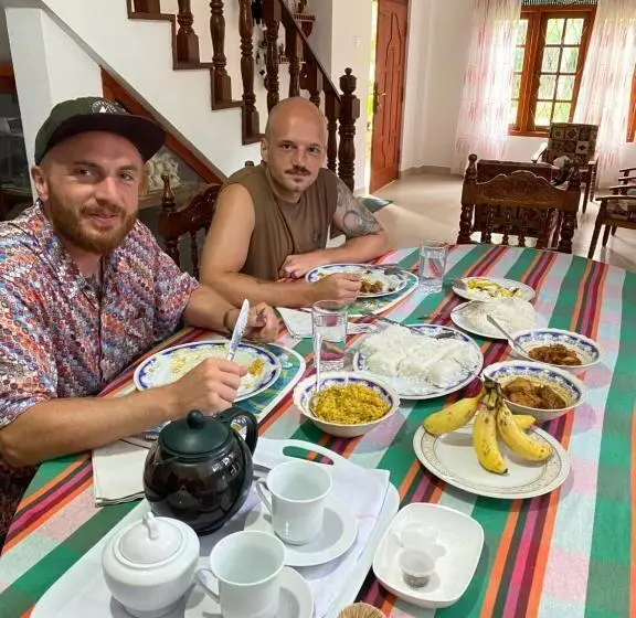 Majatalo Summer Ridge   Homestay