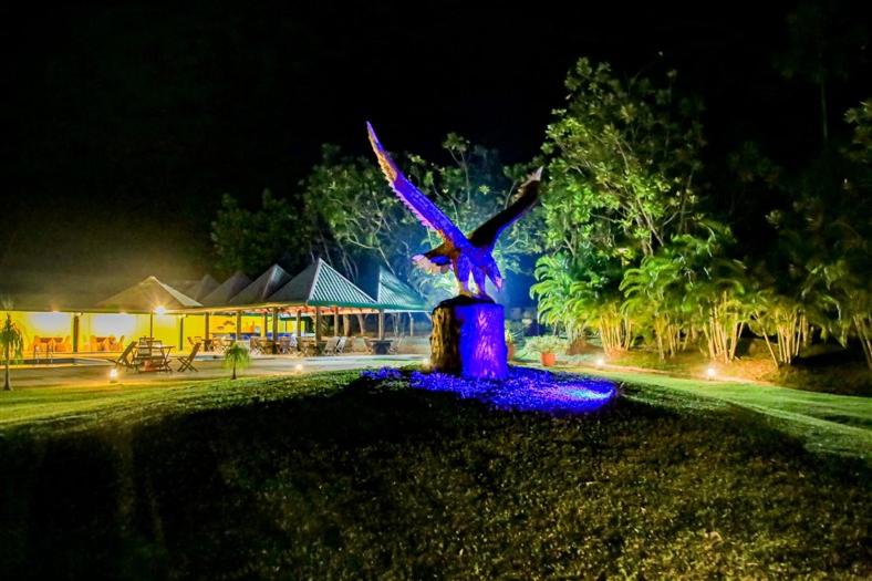 리조트 Laya Leisure