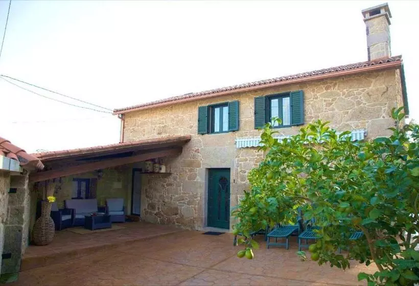 Elegant House In Cuntis With Pool