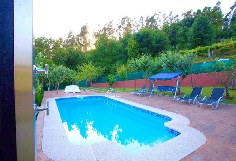 Elegant House In Cuntis With Pool