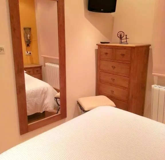 Elegant House In Cuntis With Pool