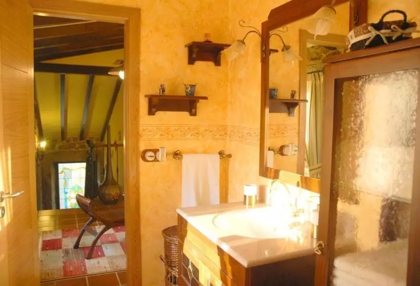 Elegant House In Cuntis With Pool