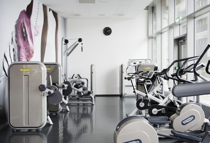 Comfort Hotel Square