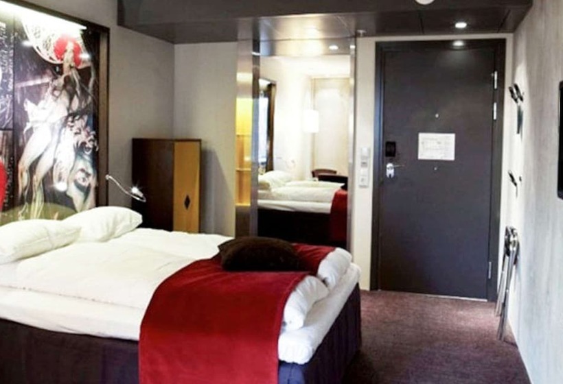 Comfort Hotel Square