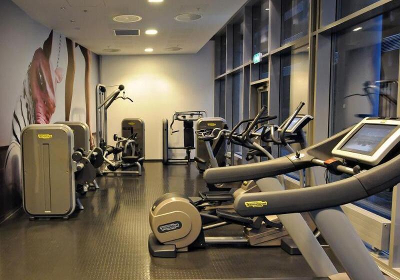 Comfort Hotel Square