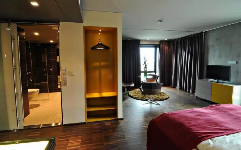 Comfort Hotel Square