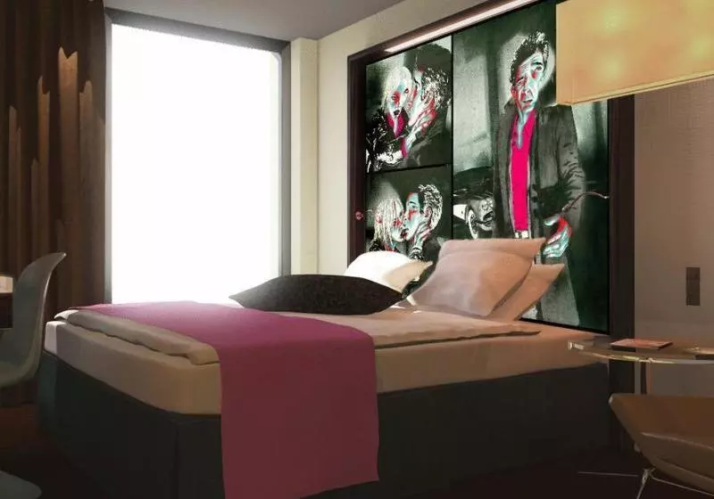 Comfort Hotel Square