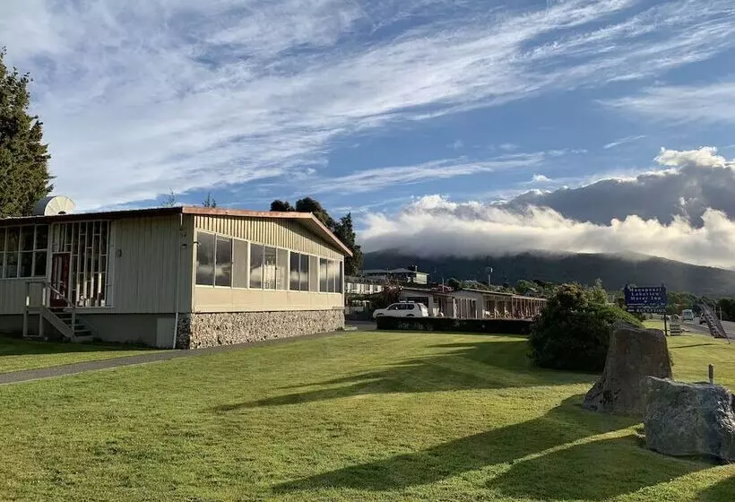 호텔 Manapouri Lakeview Motor Inn
