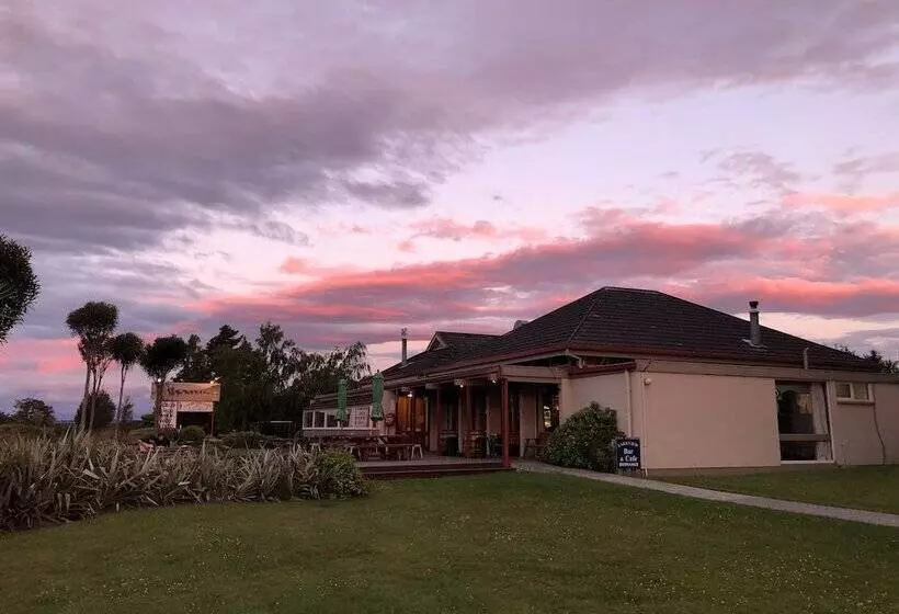 호텔 Manapouri Lakeview Motor Inn