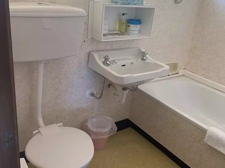 호텔 Manapouri Lakeview Motor Inn