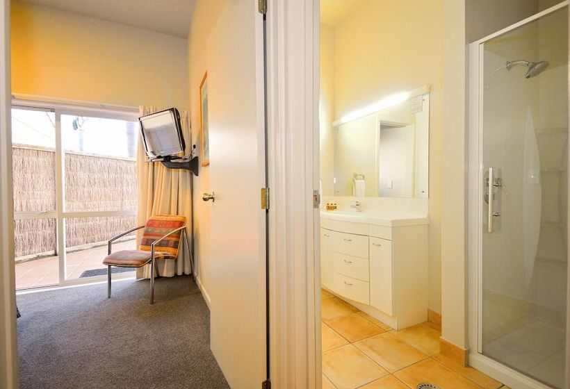 Hotel Ocean Beach Motor Lodge