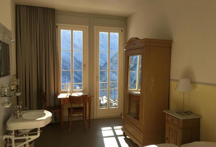 בית מלון כפרי Regina